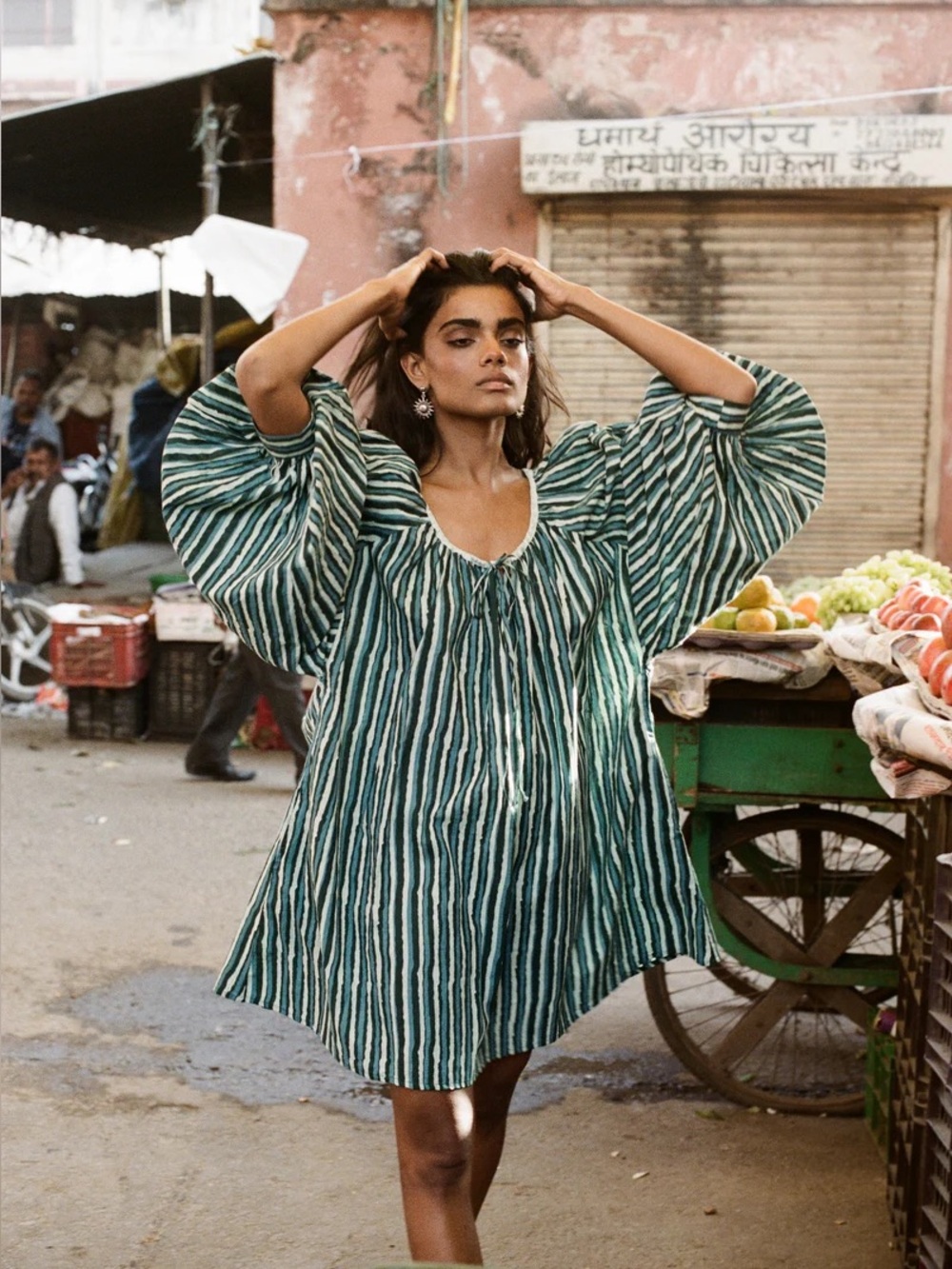 Daughters of India Ria Dress - Picture 2 of 9